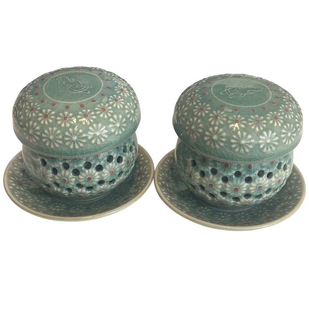 Korean Celadon Green Tea Cup Set 2pc Inlaid Floral Pierced Ceramic Infuser